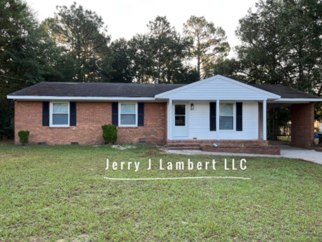 Building Photo - 5330 Maryland Dr