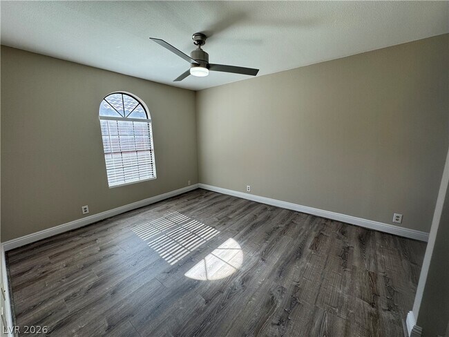 Building Photo - 4050 Pacific Harbors Dr
