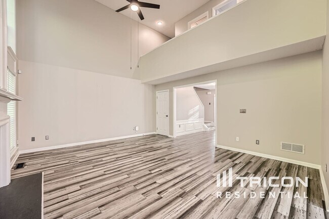 Building Photo - 4880 Bankside Way