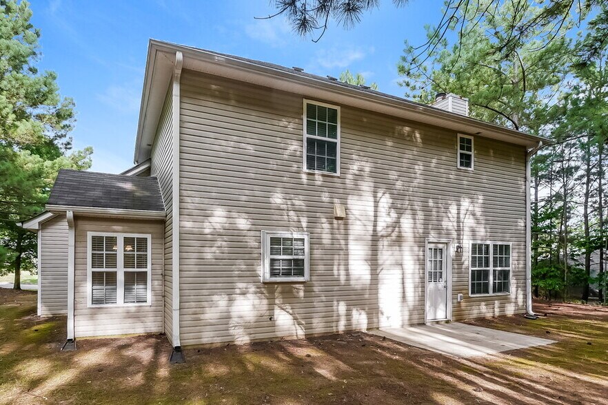 Building Photo - 4919 Wolfcreek View