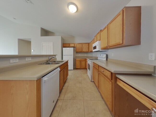Building Photo - 8053 N 109th Ln