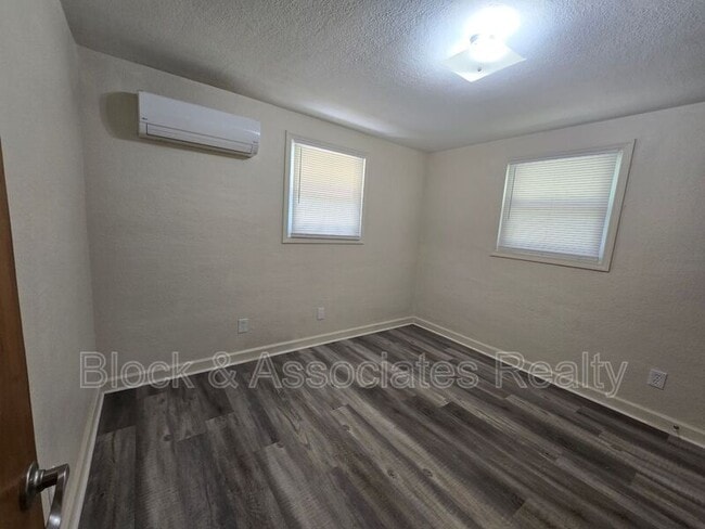 Building Photo - 506 Eden Terrace