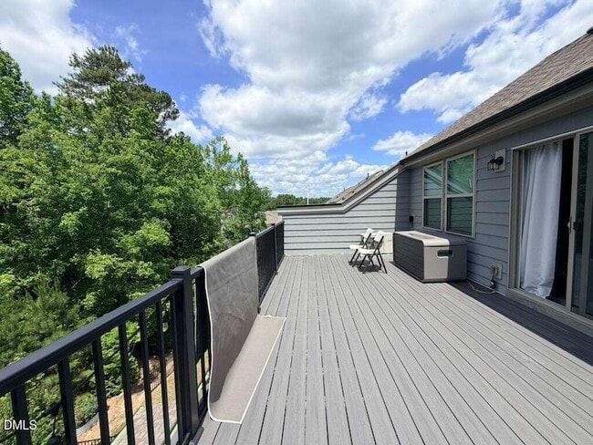 Building Photo - 2222 Bohan Ct