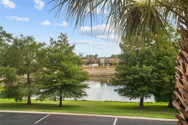 Building Photo - 561 Telfair Square Ct