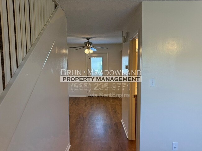 Building Photo - 3607 Lark Cir