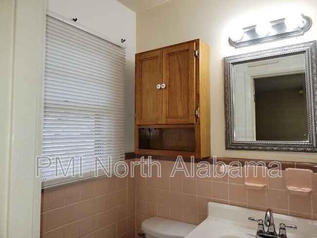 Building Photo - 3503 Crestmore Cir NW