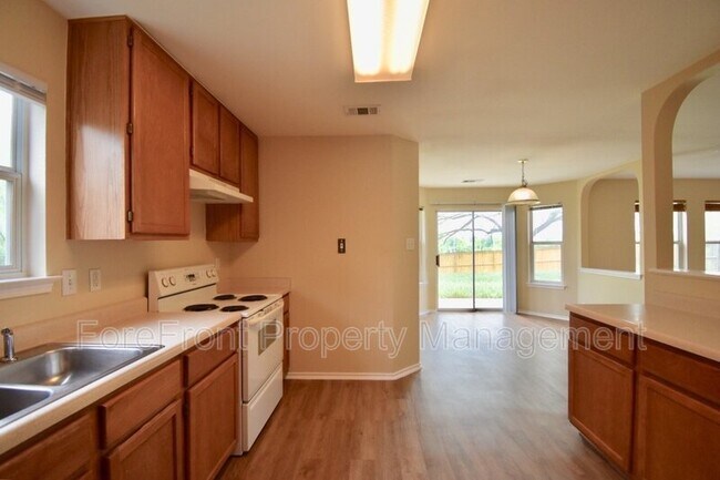 Building Photo - 10527 Cub Haven