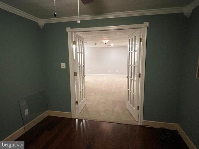 Building Photo - 14223 Brenham Dr