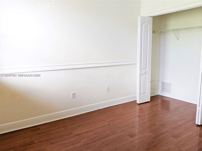 Building Photo - 8853 SW 108th Pl