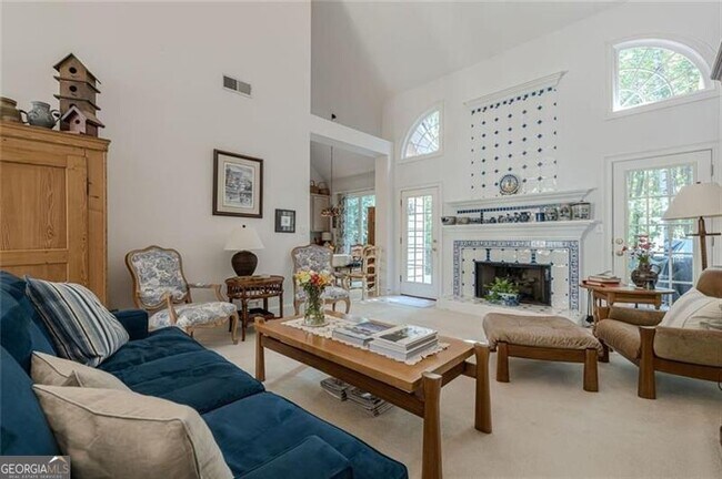 Building Photo - 322 Pebble Trail