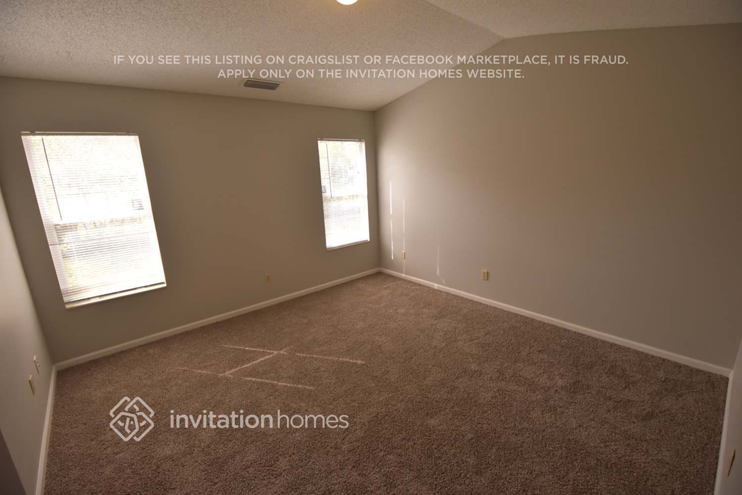 Building Photo - 3846 English Colony Dr S