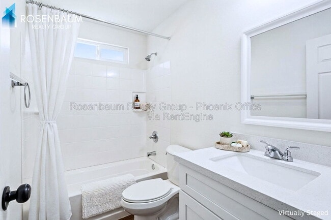 Building Photo - 1106 E Papago St