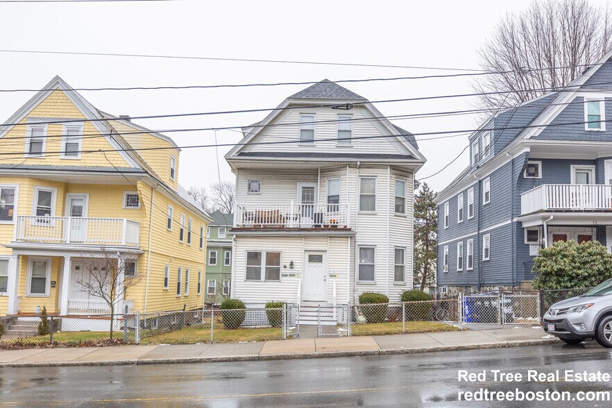 Building Photo - 66 Brooks St