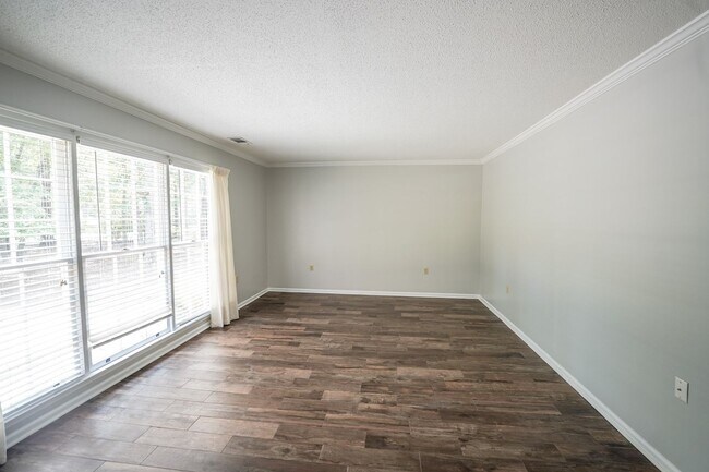 Building Photo - Available Soon!