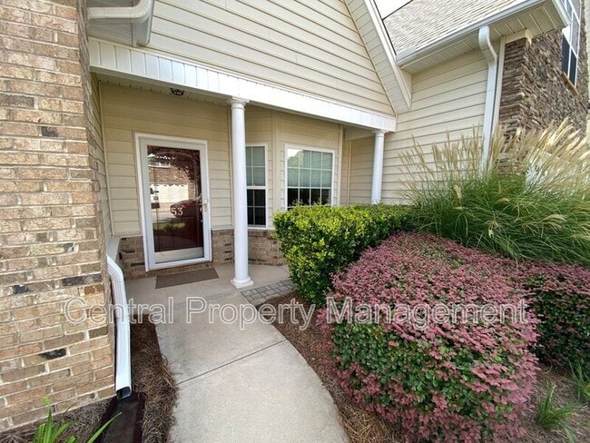 Building Photo - 53 Barnwood Cir