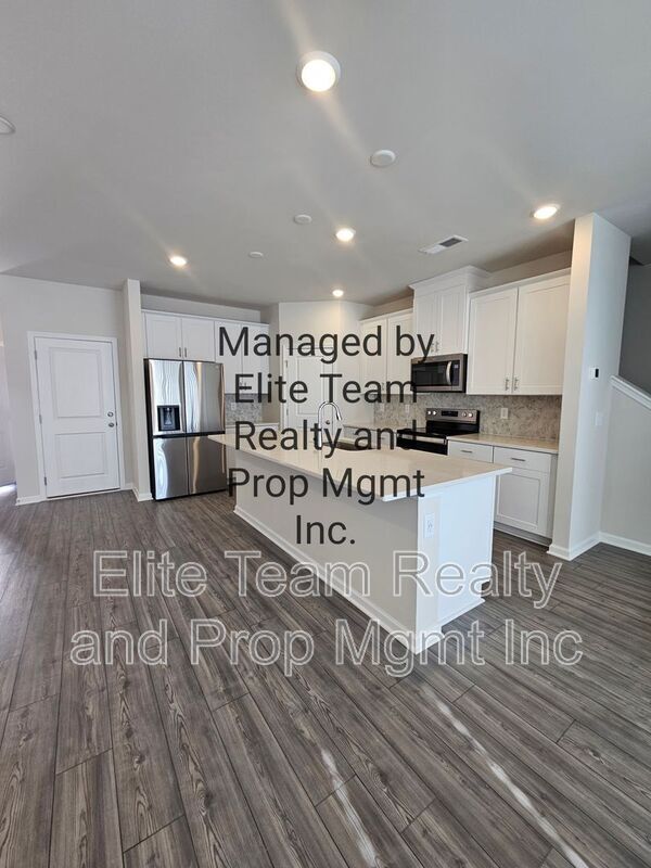 Building Photo - 5213 Brailey Cir