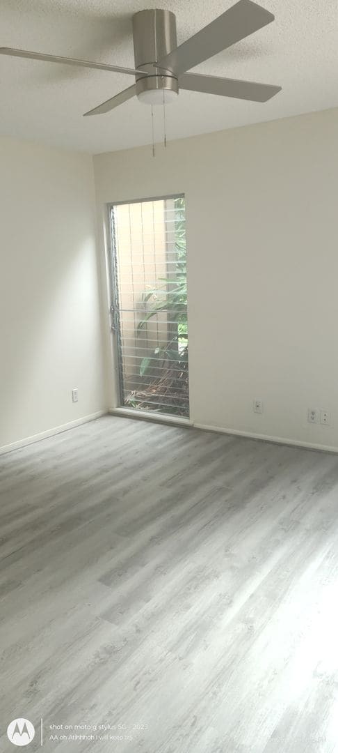 Building Photo - Beautiful 4 bed/ 2 bath/ 2 parking In Kaneohe