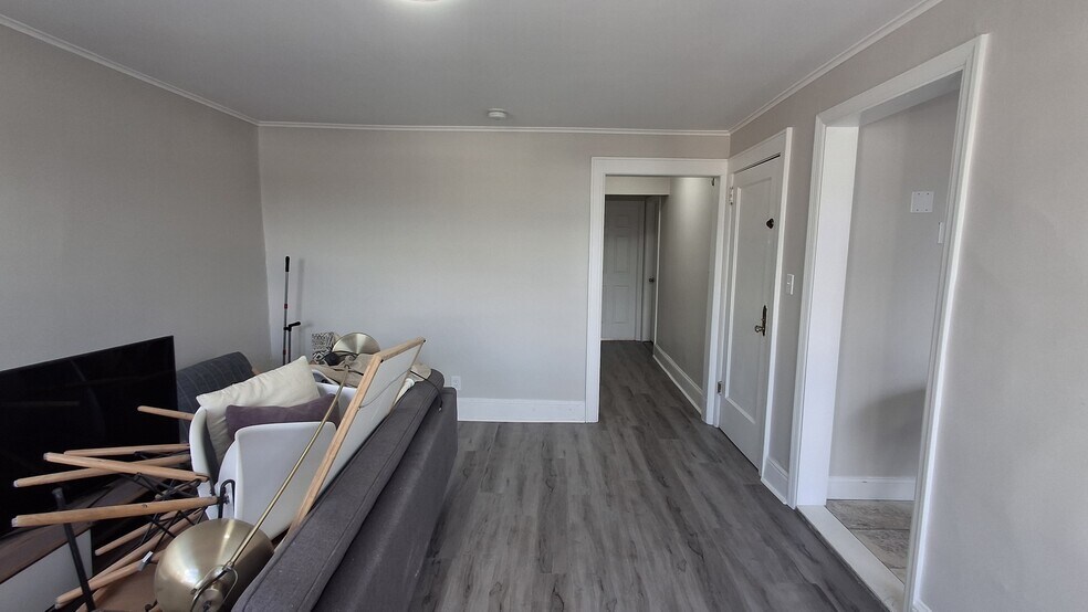 Living room (different angle) - 330 Hudson St