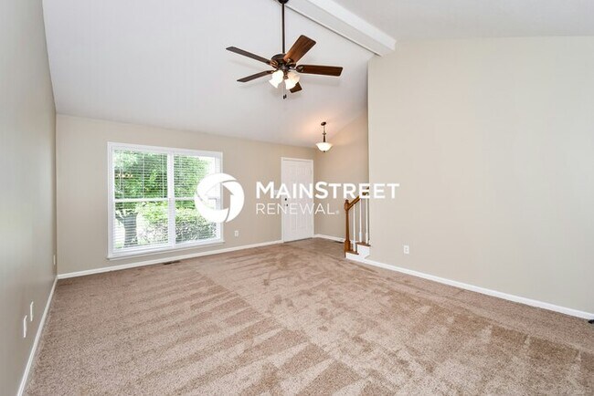 Building Photo - 3 Bedroom Pet-Friendly Home in Louisville,...