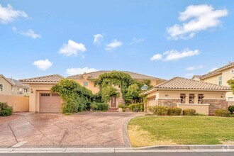 Building Photo - Luxurious Summerlin Home with Outdoor Oasi...