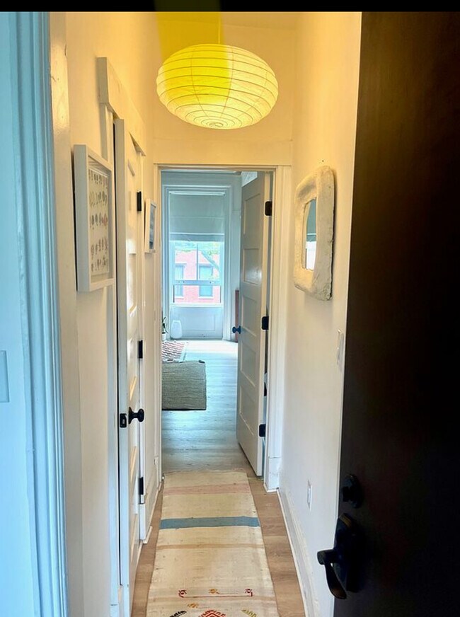 Building Photo - 393 Clermont Ave