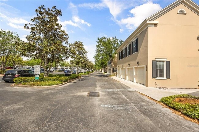 Building Photo - 1316 Lake Baldwin Ln