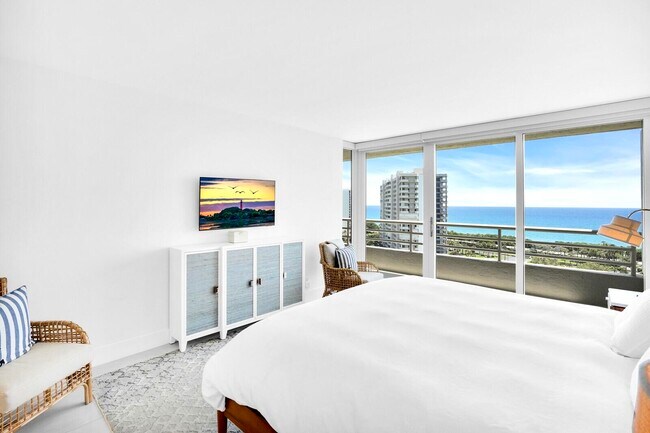 Building Photo - 4101 N Ocean Blvd