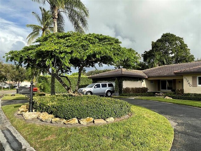 Building Photo - 11240 NW 43rd St