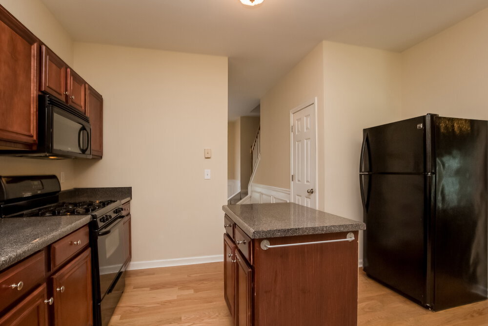 Building Photo - 1260 Red Cedar Trail