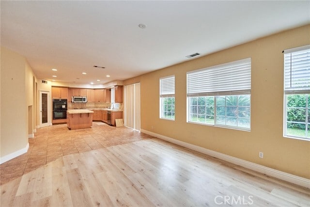 Building Photo - 7238 San Carmela Ct