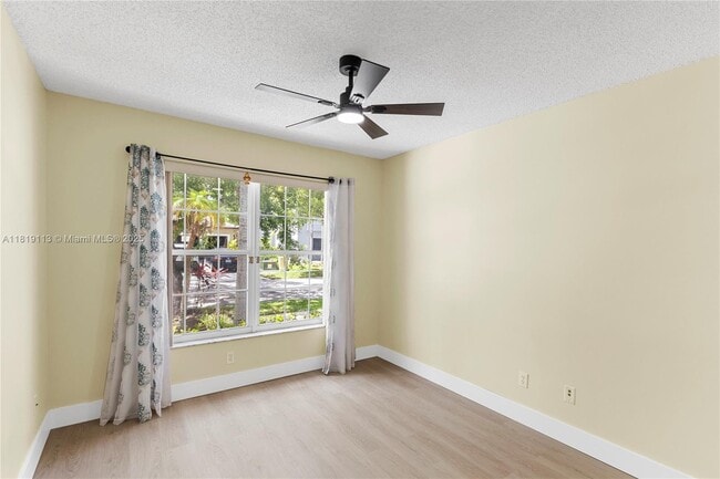Building Photo - 18057 SW 30th Ct