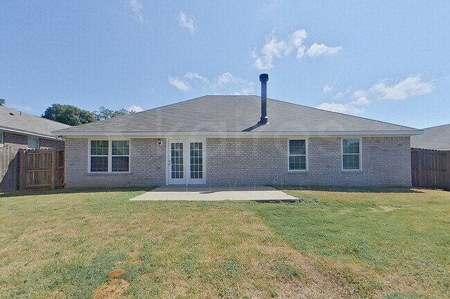 Building Photo - 724 Park Ln