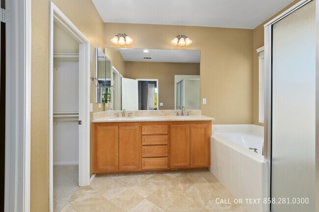 Building Photo - 8320 Bryn Glen Way