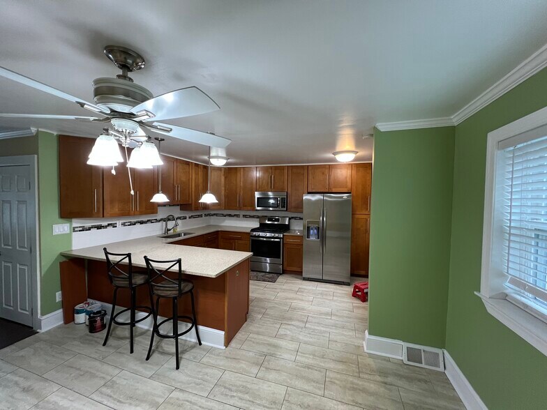 Building Photo - 3008 Secane Dr
