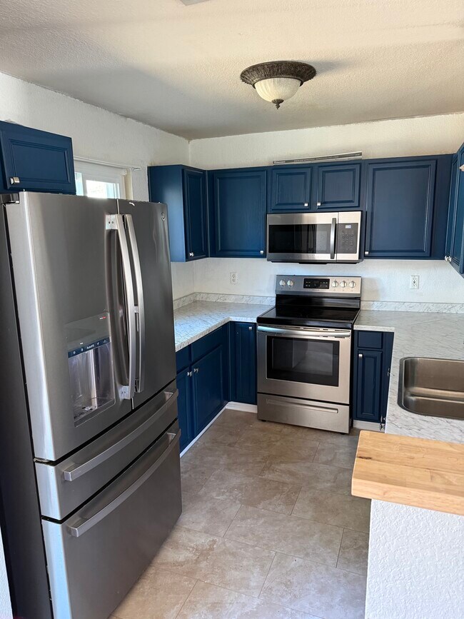 Building Photo - 4806 Silver Leaf Ct