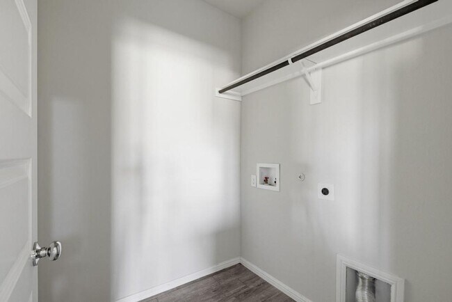 Building Photo - FREE 50" TV IF MOVE-IN BY 4/15/26 Stunning 4-Bedroom Home in Crowley