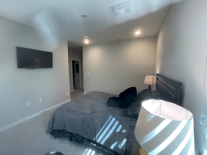 Building Photo - 11299 Glowing Ave