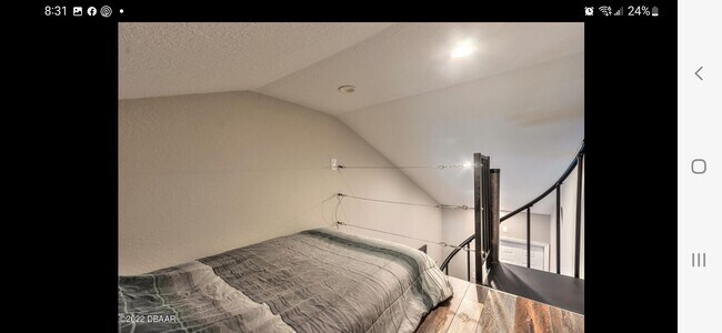 Loft - 501 Silver Beach Ave