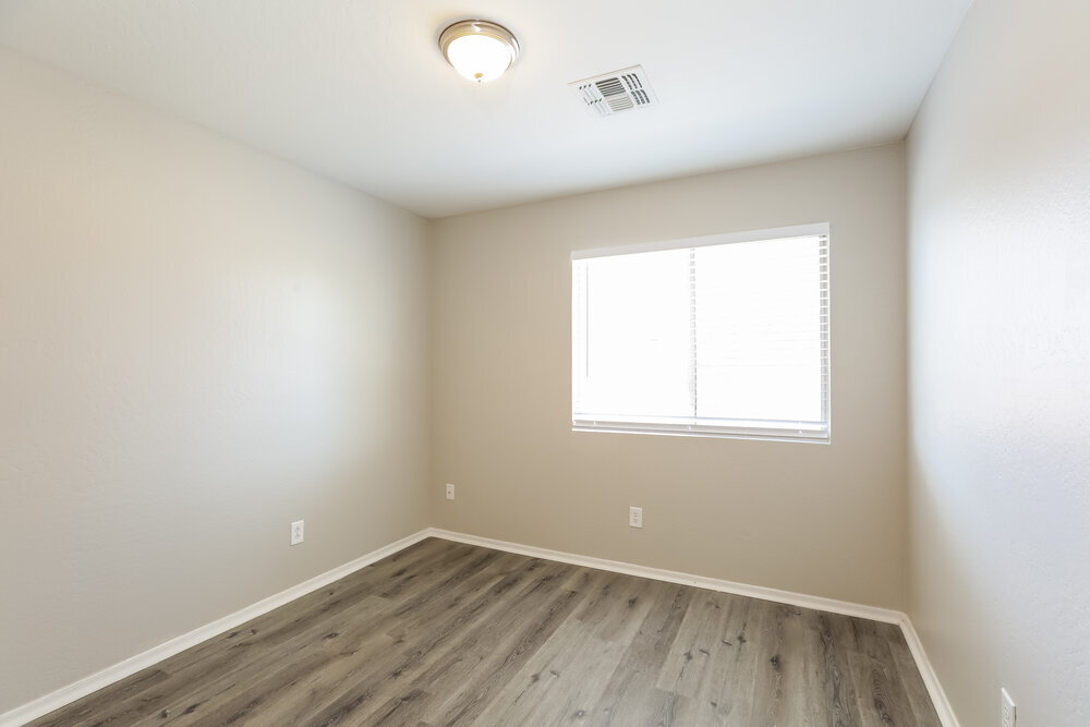 Building Photo - 501 S 112th Dr
