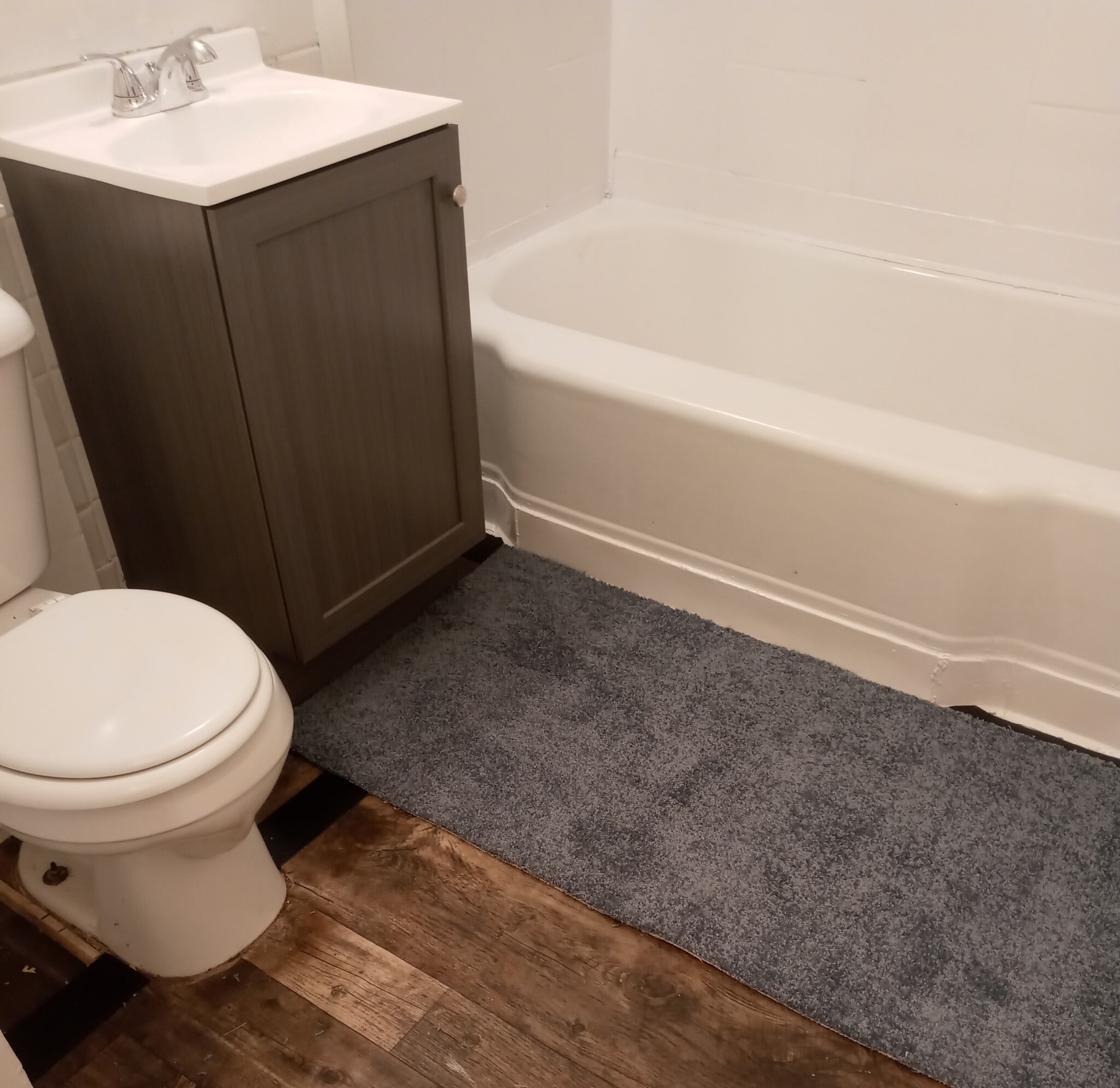 Building Photo - 1210 Erie St