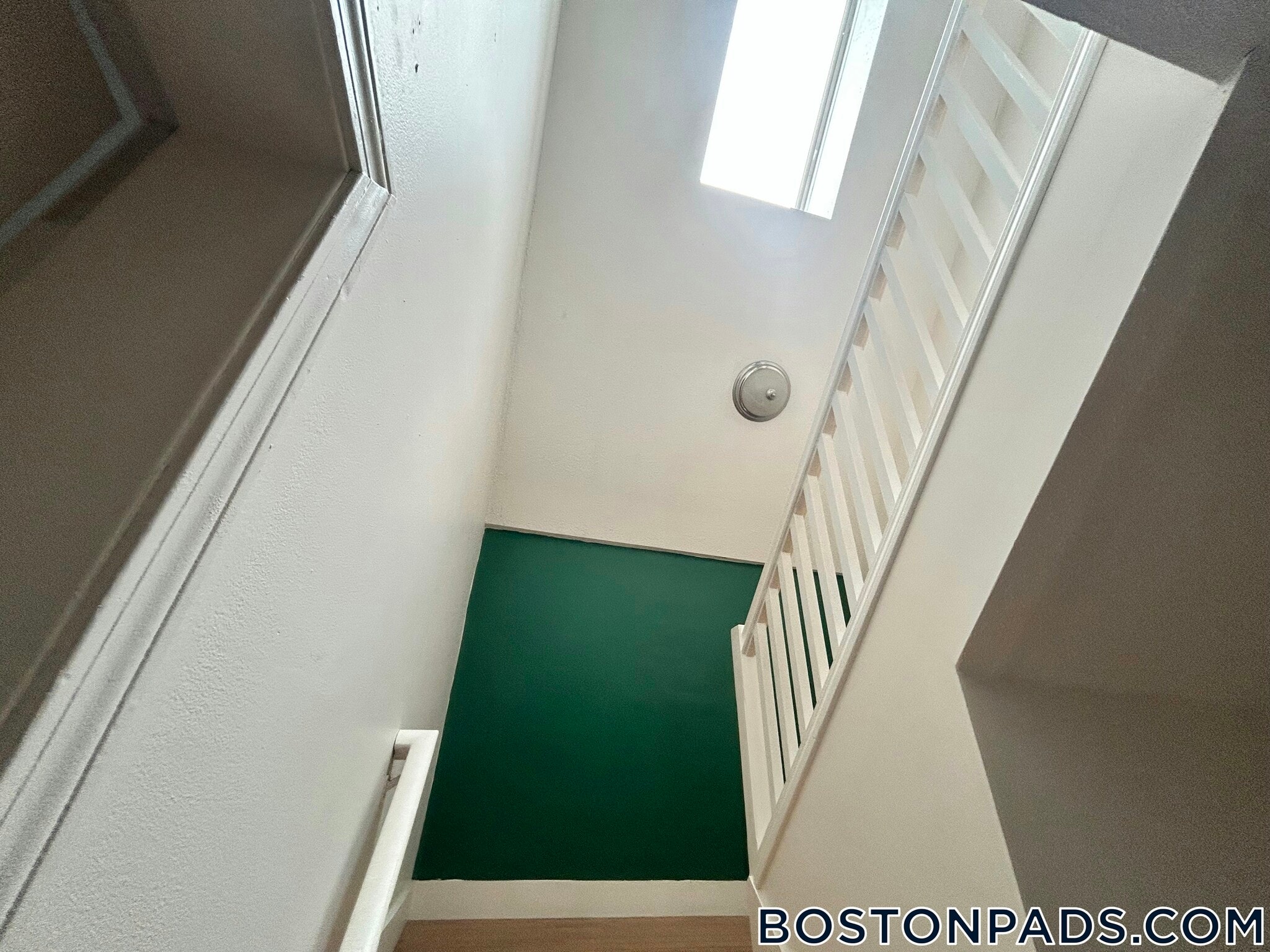 Building Photo - 5 Etna St