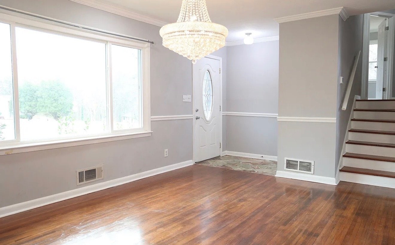 Building Photo - 2657 Crestdale Cir SE