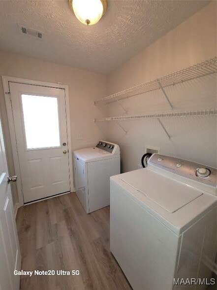 Building Photo - 6404 Deerwood Pl