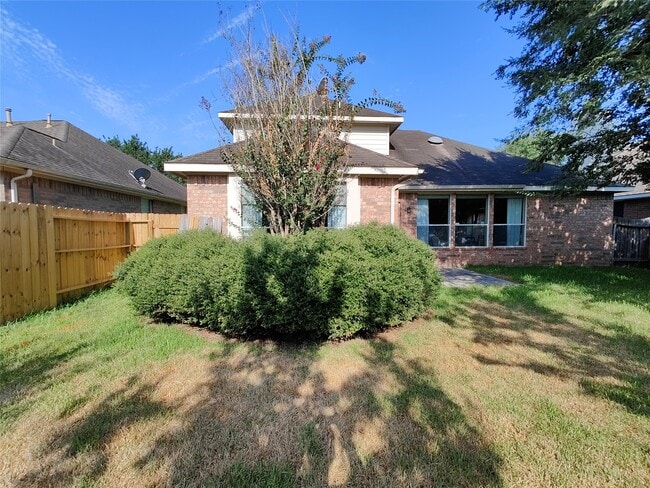 Building Photo - 1035 Sussex Trail