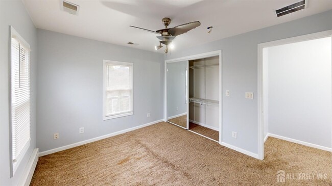 Building Photo - 13 Idlewild Ave