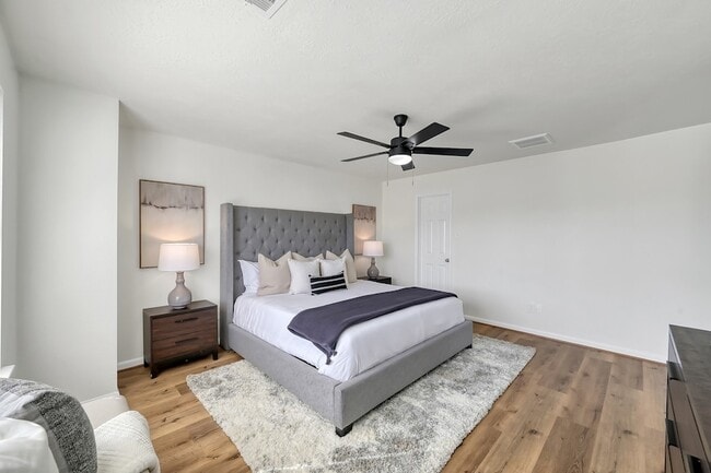 Building Photo - 15902 Arapaho Bend Ln