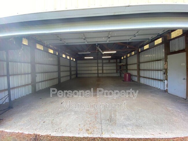 Building Photo - 1312 SE 352nd Ave