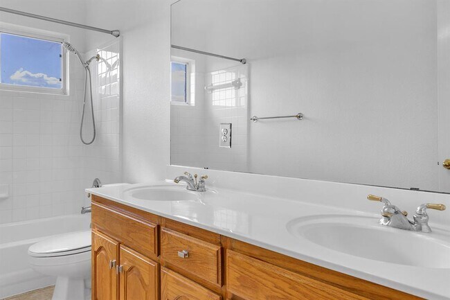 Building Photo - 2604 Sterling Panorama Ct