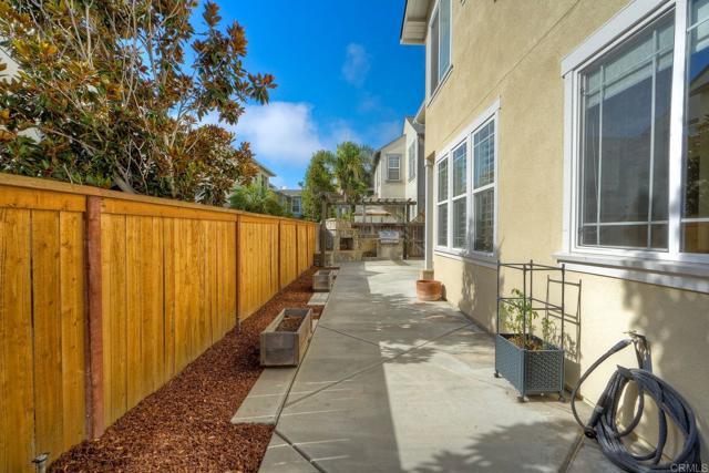 Building Photo - 6957 Waters End Dr