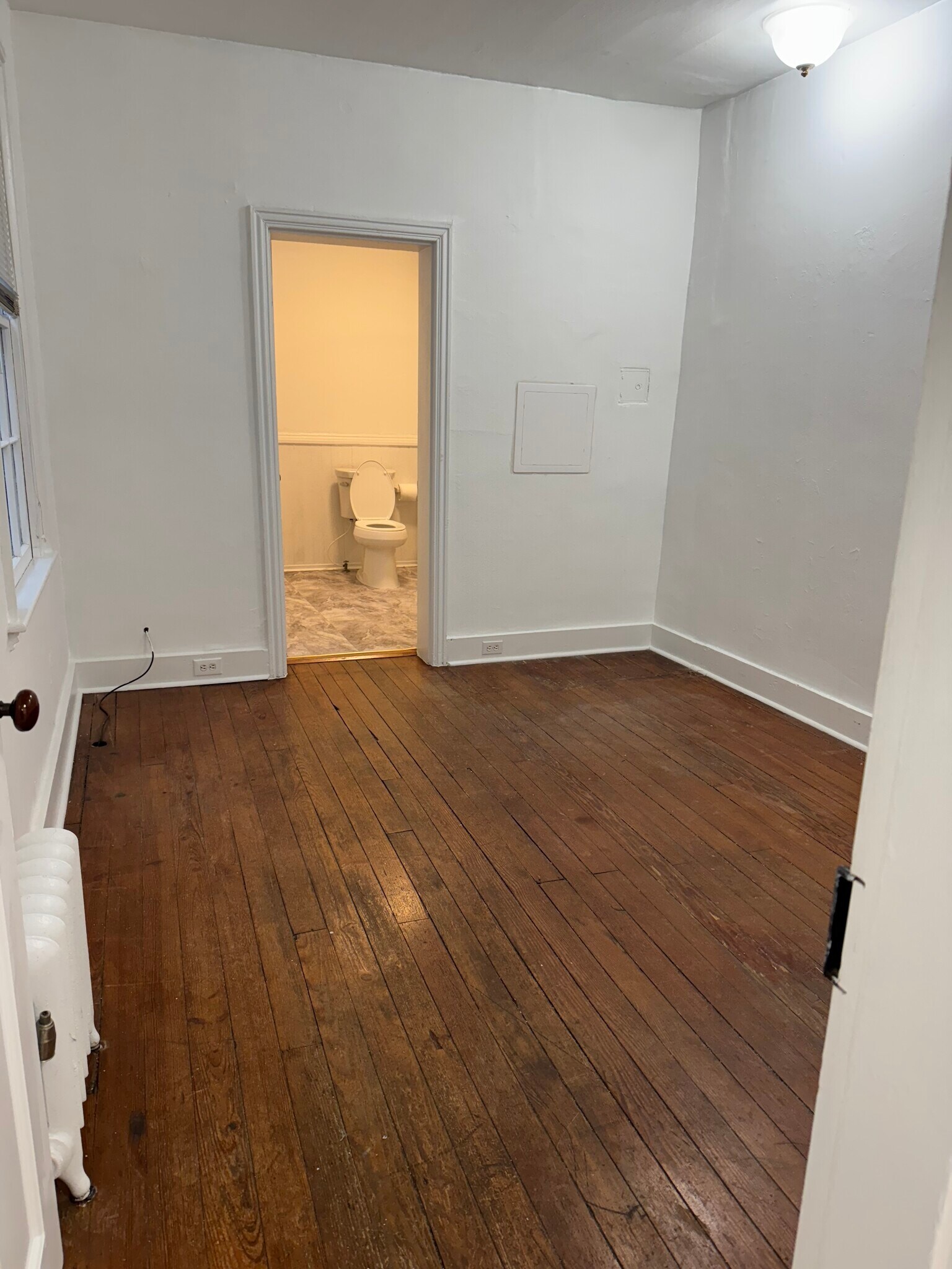 Building Photo - 113 E Patrick St